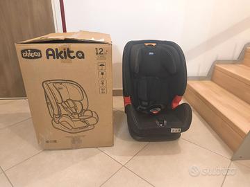 Seggiolino per auto Chicco Akita