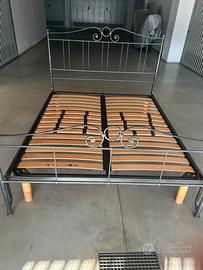 Letto matrimoniale