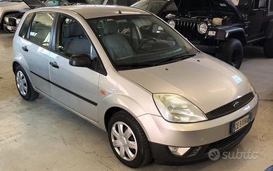 Ford Fiesta 1.2 16V 5p. Ambiente