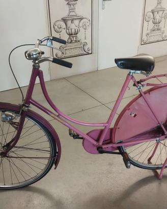bicicletta da donna retrò (a contropedale)