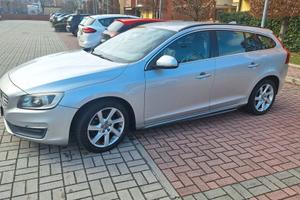 Volvo V60 D4