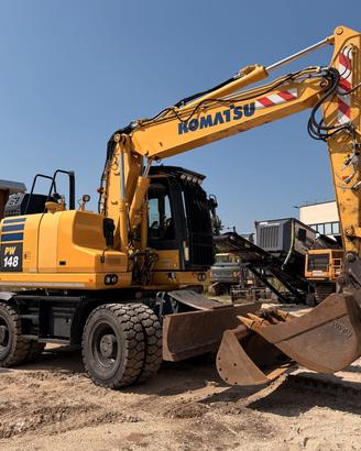 Komatsu PW148 - Usato