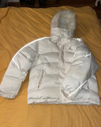 Supreme x Jordan Puffer Jacket Bianco Riflettente