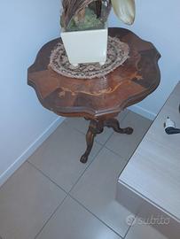 tavolino antico intarsiato perfetto