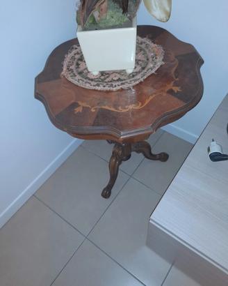 tavolino antico intarsiato perfetto