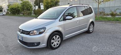 Volkswagen Touran 1,6 TDI 7 POSTI DSG 2015