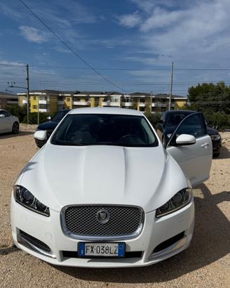 Jaguar XF 2.2 D 190 CV 6.999€ PERMUTE