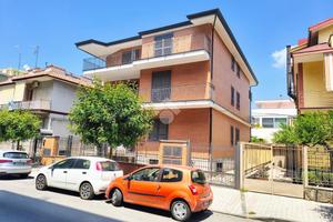 VILLA SINGOLA A POMIGLIANO D'ARCO