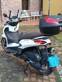 Piaggio Beverly 400 - 2021