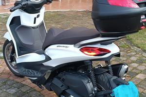 Piaggio Beverly 400 - 2021