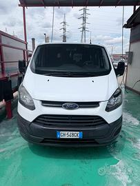 Ford tranist custom
