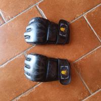 Guantoni MMA