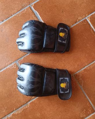 Guantoni MMA