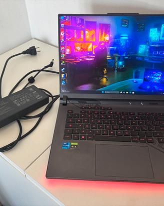 ASUS ROG G16 RTX4070 Core i9 13980HX