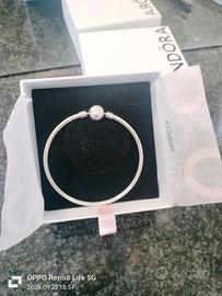 bracciale rigido Pandora Moments