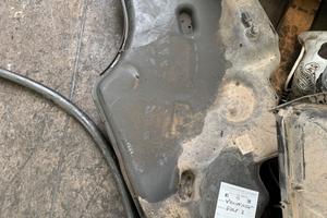 SERBATOIO ADBLUE VOLKSWAGEN GOLF 7 ANNO:2019