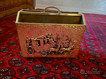 Porta giornali riviste vintage ottonato