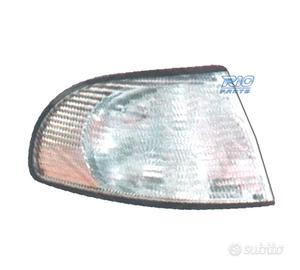 INDICATORE DI DIREZIONE ANTERIORE DESTRO AUDI A4 B