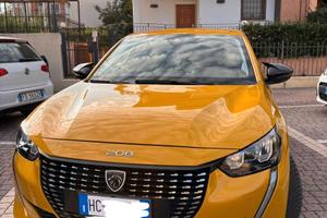 Peugeot 208 1.2 100 cv