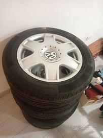 quattro cerchi con gomme 205 55 16 per Golf 4 