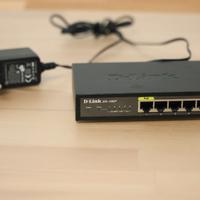 Switch D-Link POE 10/100 5 Port una con POE
