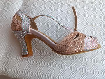 Scarpe da ballo latino americano