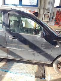 Porta anteriore dx nuda MAZDA 2 del 2004