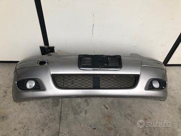 Paraurti anteriore Toyota Yaris 2005 grigio