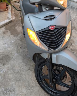SH 150i