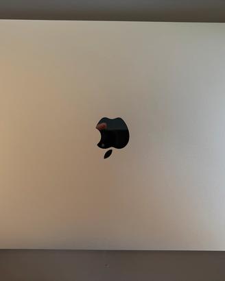 MacBook Air 13" Retina 2019 - i5 / 8GB / 128GB