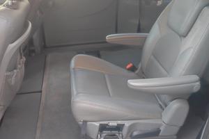 grand vojager anno 2006 stow and go