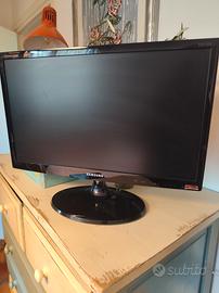 Monitor TV SAMSUNG T22C300