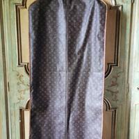 Appendi abiti Louis Vuitton originale