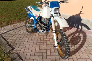Suzuki DR 600 SN41A Acerbis- 1988