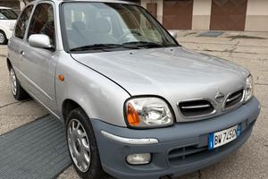 Nissan Micra AUTOMATICA 1.0 Benzina  2001
