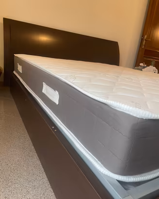 Letto matrimoniale contenitore