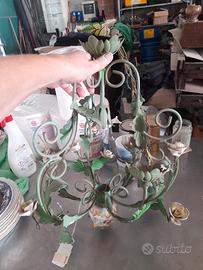 lampadario vintage ferro battuto e ceramica 