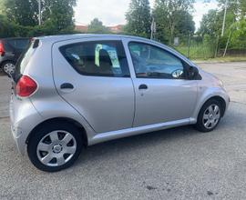 TOYOTA AYGO 1.0 benzina 68cv 5porte KM80000