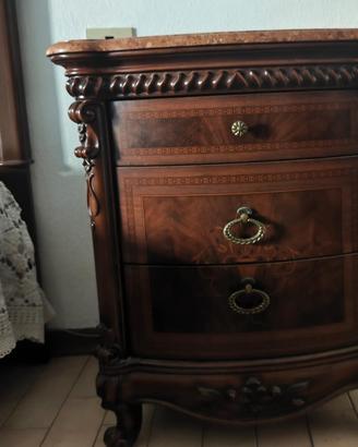 camera da letto con comodini