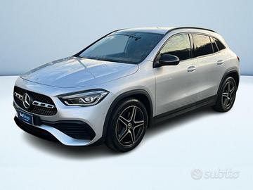 Mercedes GLA 200 d Premium auto