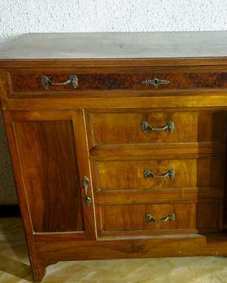 credenza antica