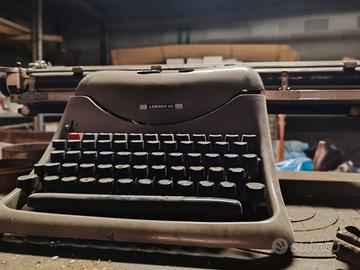 macchina da scrivere 