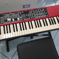 Nord electro 5d 73 tasti con custodia originale