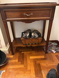 Mobiletto arte povera