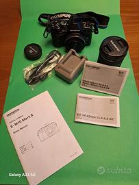 macchina fotografica Olympus OM-D-E-M10 MARK III