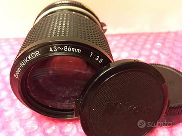 nikon nikkor Zoom a focale fissa