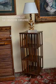 Libreria girevole a tre ripiani stile inglese
