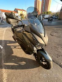 X MAX 250 2016