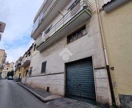 2 LOCALI A BOSCOTRECASE