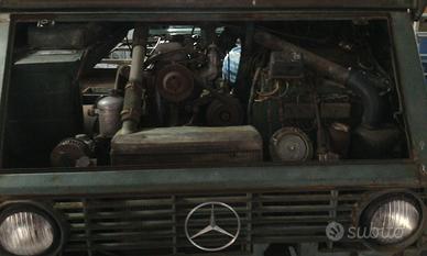 Mercedes UNIMOG 401